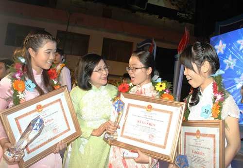Thành phố Hồ Chí Minh kỷ niệm Ngày truyền thống học sinh - sinh viên - ảnh 1